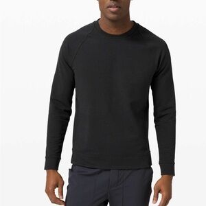 Lululemon City Sweat Crew. Sweatshirt features a zippered side. Size Medium
